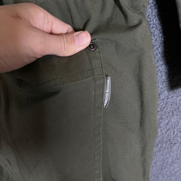 Duluth Trading Fire Hose Crop Work Coveralls - Women's Size XL - Green - Picture 7 of 10